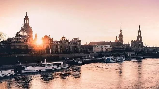 最晚什么时候递交雅思成绩,伦敦大学雅思提交的最晚时间