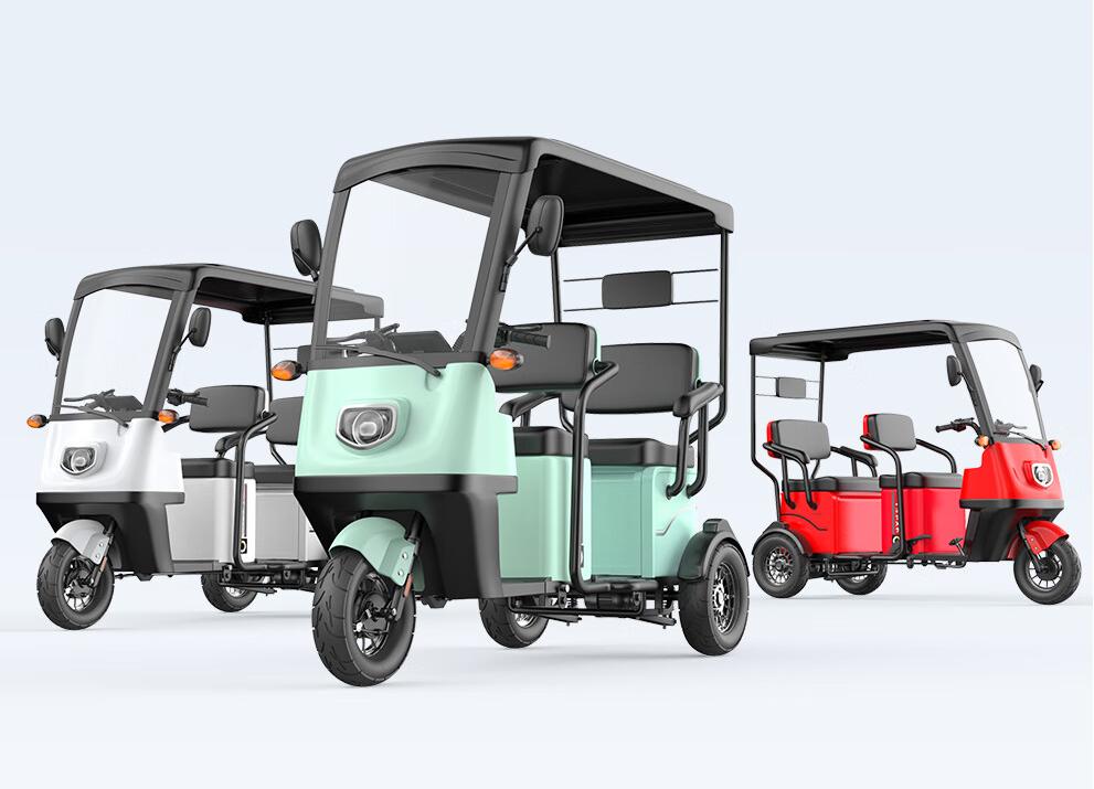 2款接娃小三轮自带雨棚不怕查车,陕西省内名牌燃油小三轮带雨棚车