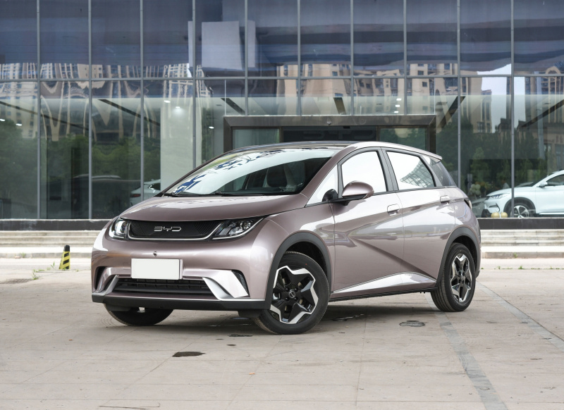 2022比亚迪宋plusdmi尊贵版时空灰,国产轿车排行榜前十名比亚迪