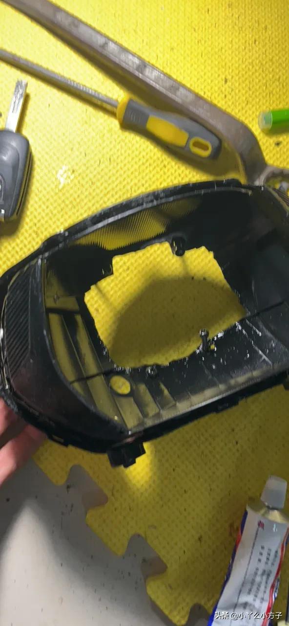 旭鹰改透镜大灯,旭鹰大灯拆解图解法