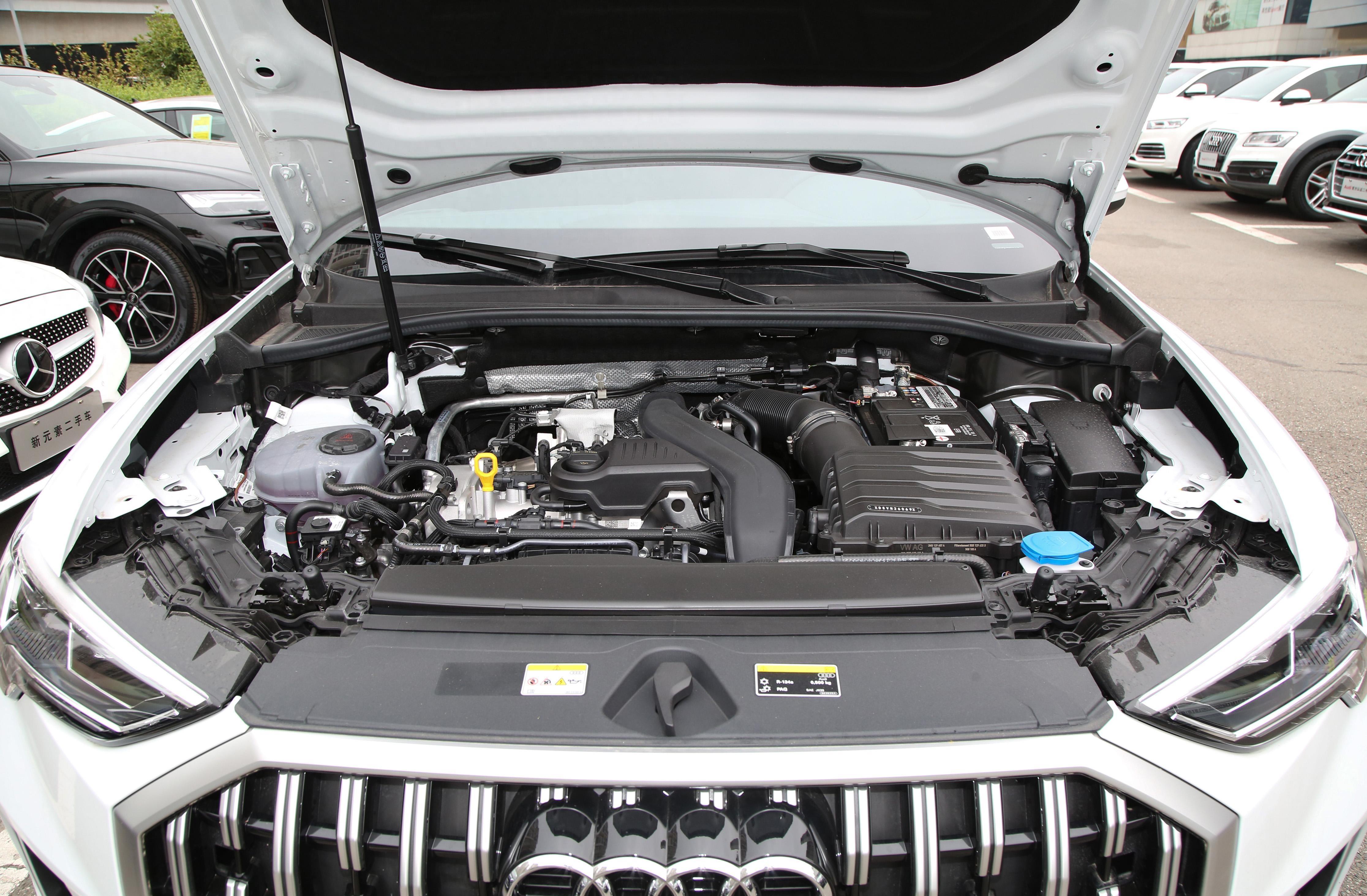 奥迪q3引擎盖锁块卡死了怎么办,奥迪Q3机盖关不严