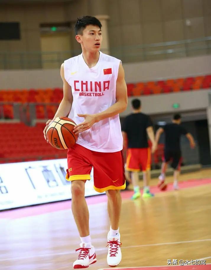 连抢10名CBA旧将，湾区翼龙什么水平？