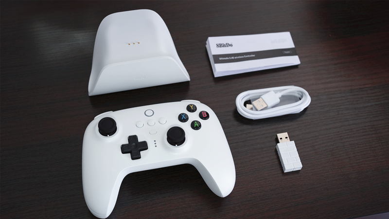 八位堂猎户座青春版手柄无死角,八位堂猎户座手柄和pro测评