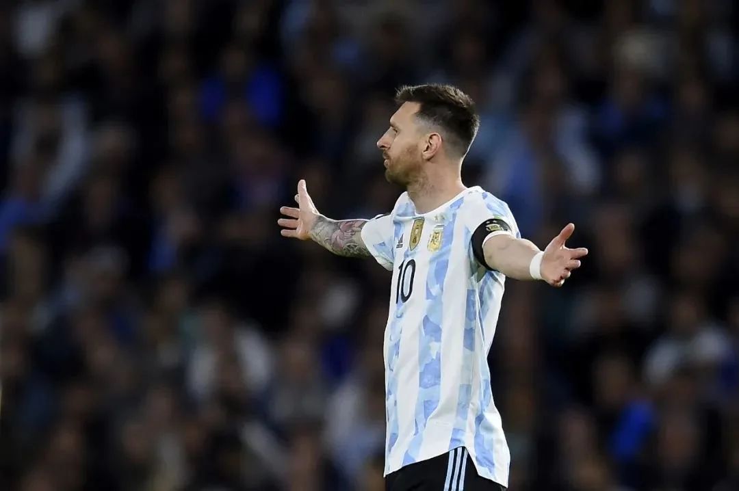 涓栫晫鏉殑瓒崇悆鑽夊潽,涓栫晫鏉殑鑽夊潽闀夸粈涔堟牱