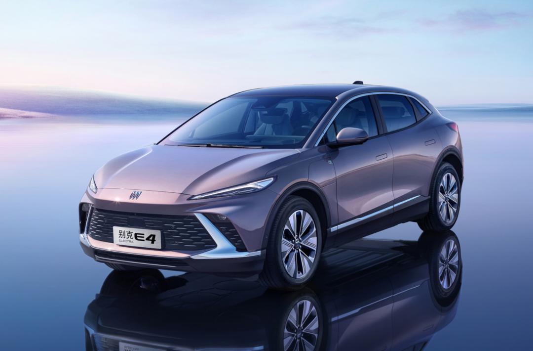 13.69万起标配2.0t+8at加速7秒5,又实用又有面子15万块首选这3款车