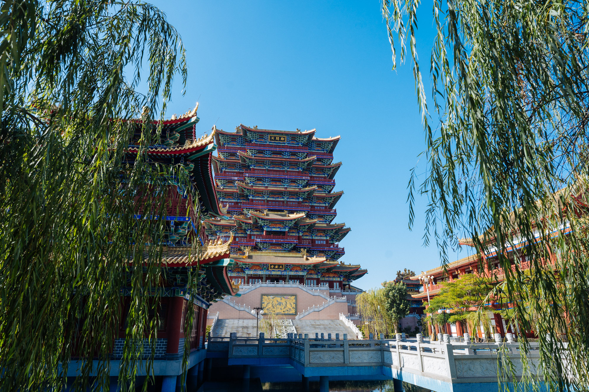 潮州太安堂麒麟阁晚上真的热闹吗,潮州太安堂视频