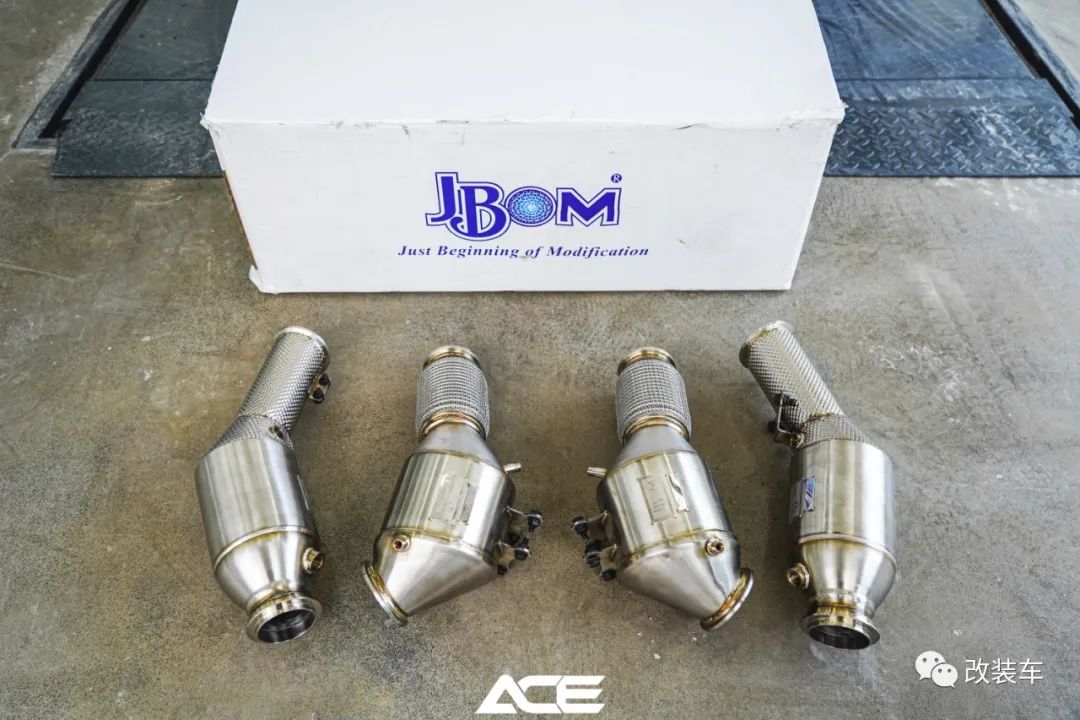 mc20玛莎拉蒂对手,玛莎拉蒂mc20测评模型黑武士