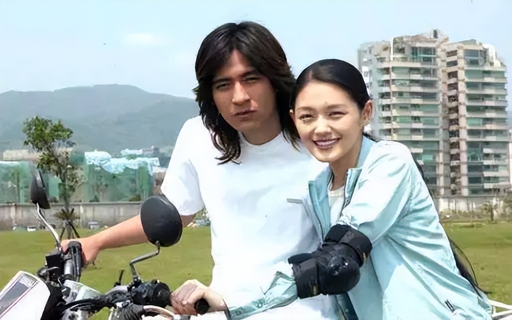 鐜颁换鑰佸叕琚墠浠婚獋,鐜颁换涓堝か琚墠澶獋