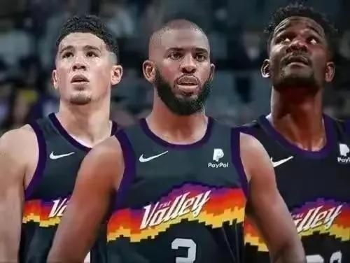 休赛期字母哥,休赛期球星打球