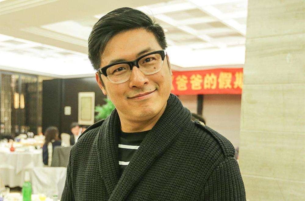 靠老婆成名的男明星,靠妻子上位的男明星