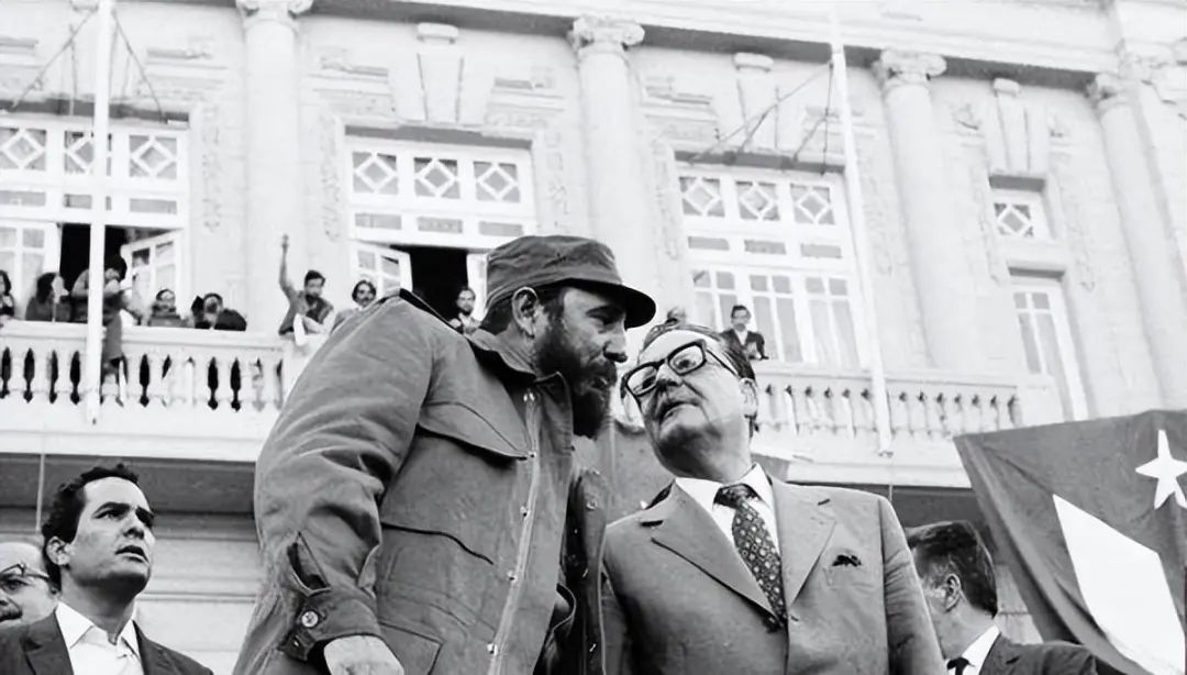 全民*夫情**、美国功勋、总统心腹，基辛格怎么就成了*国卖**贼？