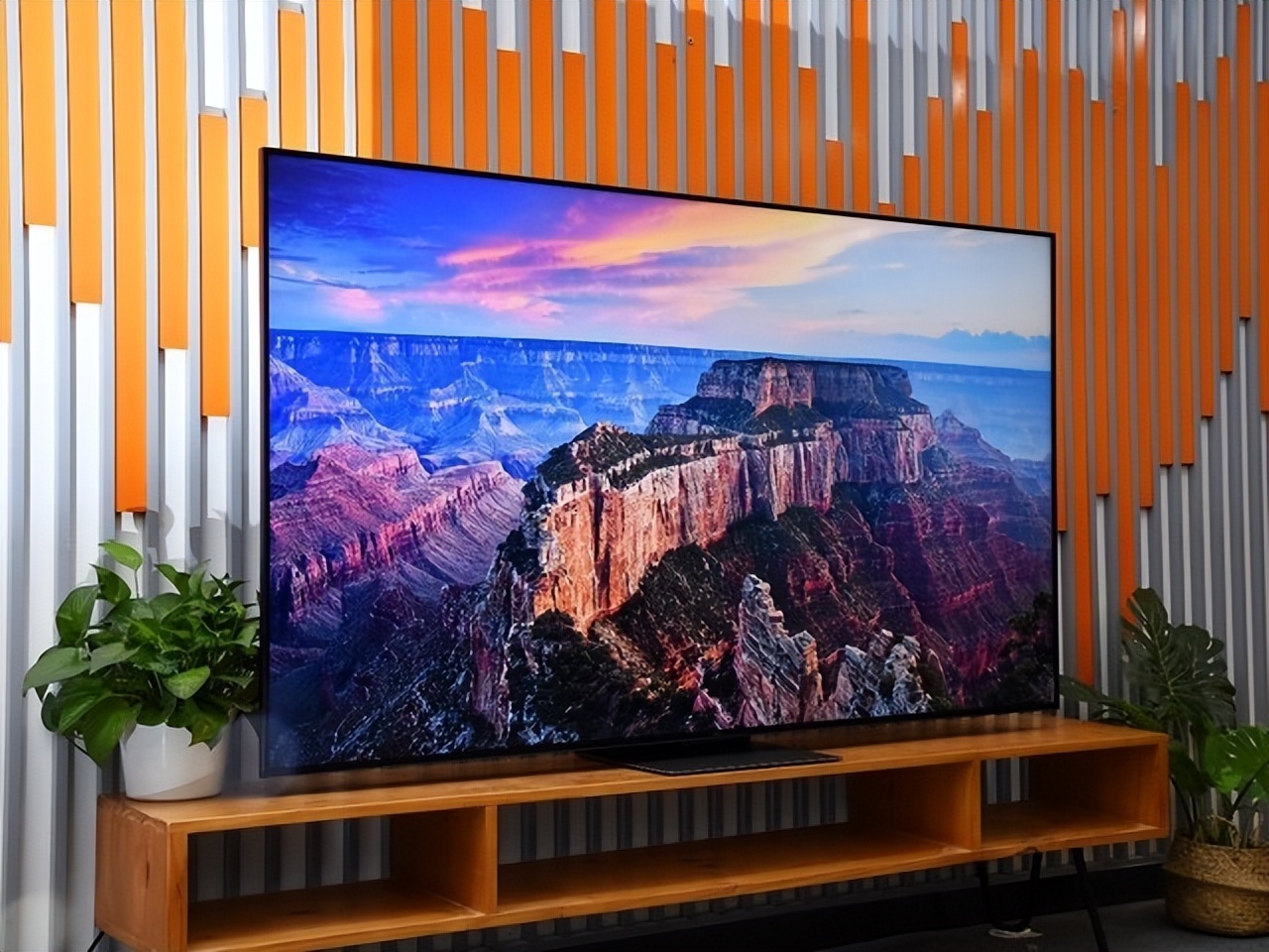 液晶电视屏教程,液晶电视软屏好还是硬屏的好