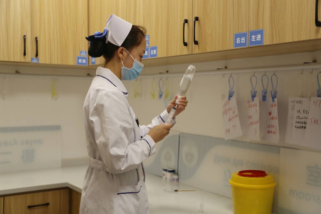 贵州六盘水安心康复医院,六盘水市医院肿瘤科