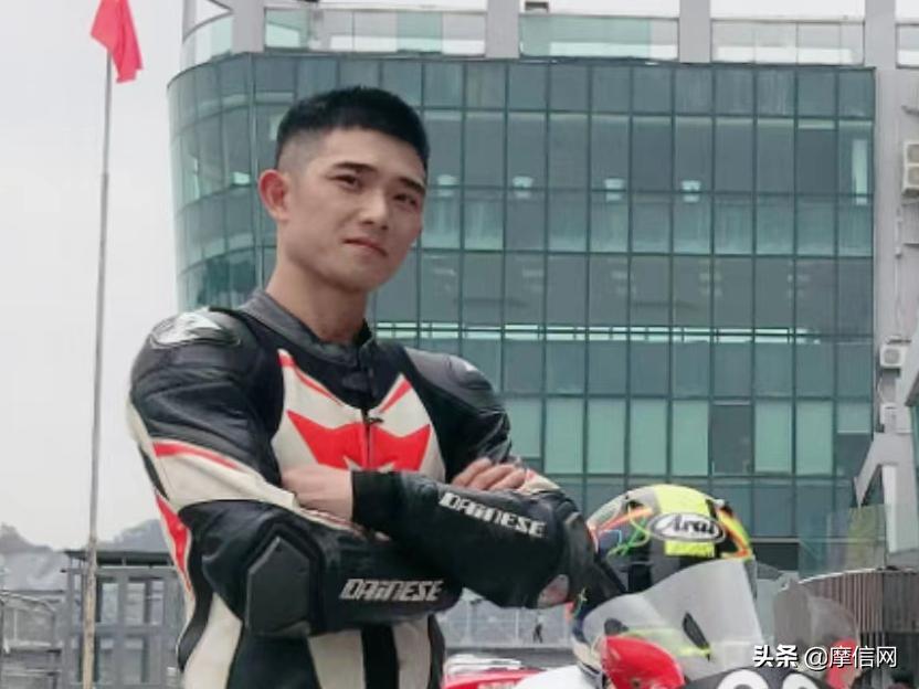 比亚乔机车125展示,福建比亚乔机车