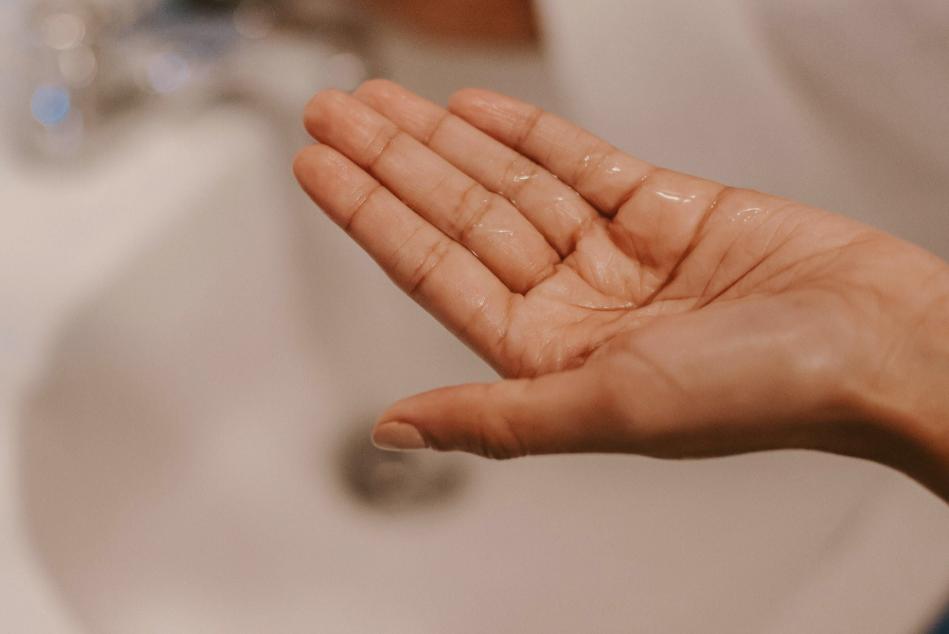 外阴总是很干怎么回事,外阴老是干是怎么回事