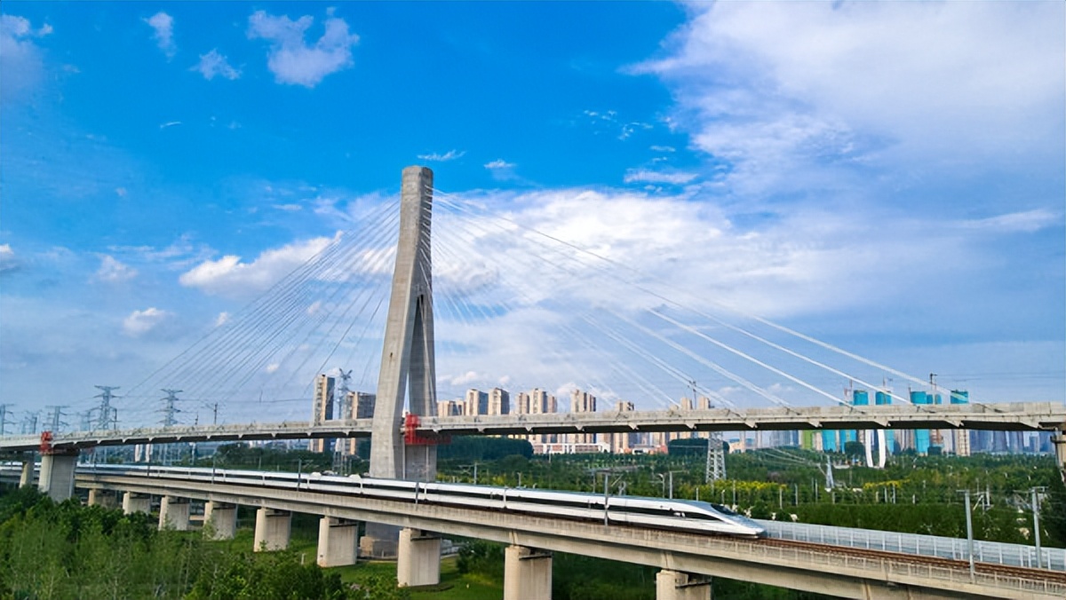 权威访谈｜对话郑州市委书记：让创新活力蓬勃竞发