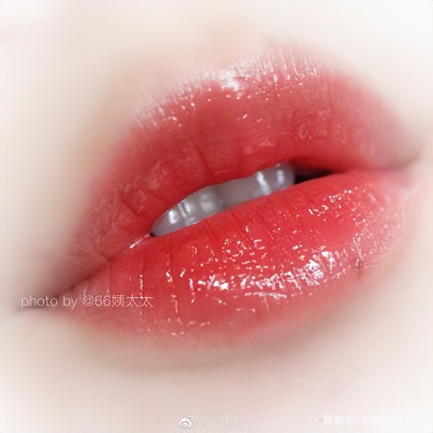 不挑人显白的口红颜色推荐,显白百搭口红镜面