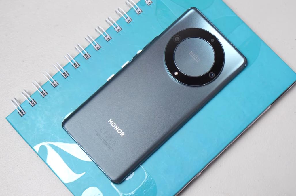 为啥懂手机都买苹果三星,为什么说懂行都买苹果13