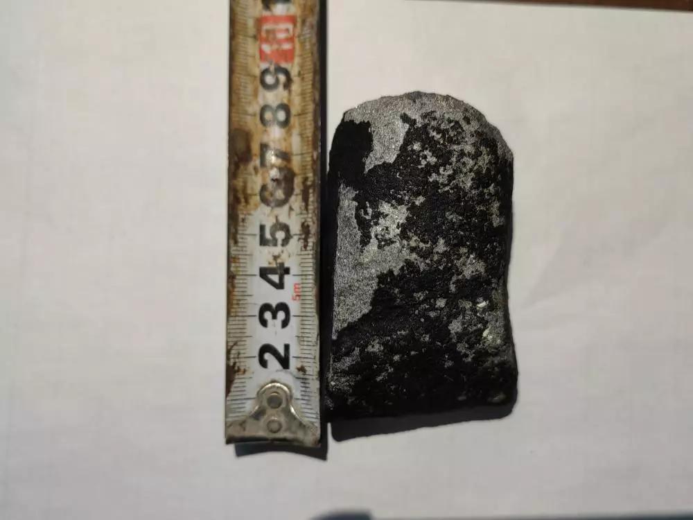 浙江坠落陨石是什么陨石,陨石在天空爆炸神秘事件