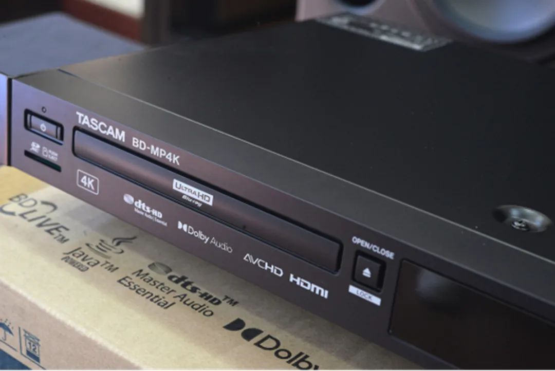 一定让你心动！开箱专业发烧的TASCAM新款BD-MP4K4K蓝光*放播**机