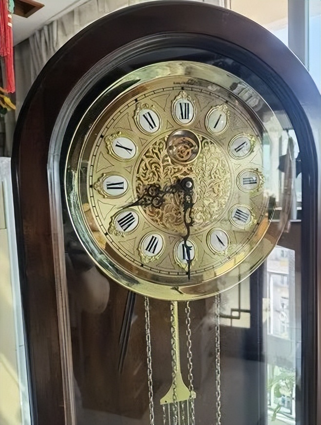 天有一双手——记军休干部吴建德义务为民服务11年