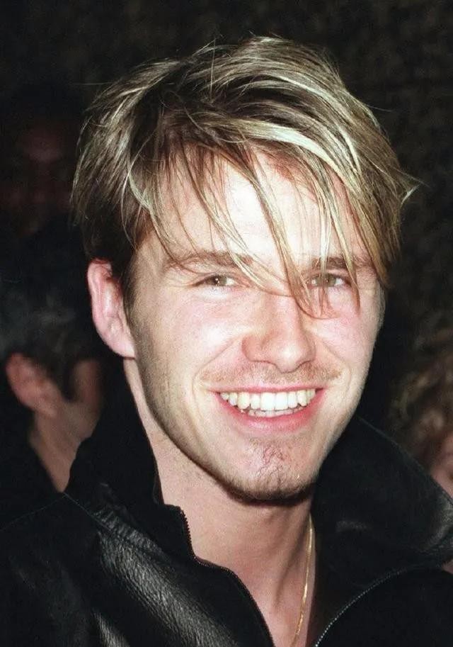 2010年贝克汉姆重回曼联,贝克汉姆卡塔尔世界杯帅照