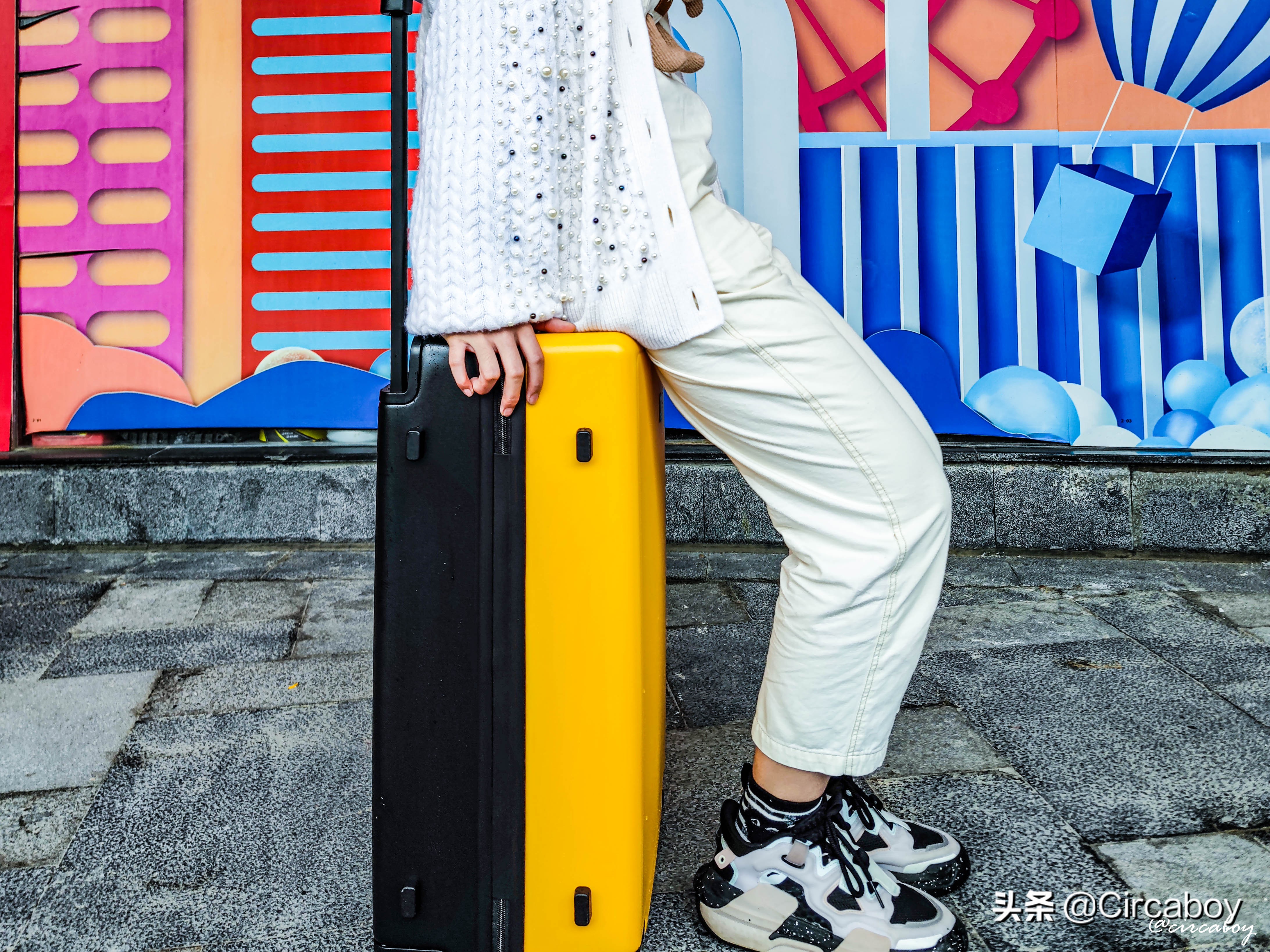 又美又能装，外出旅行必备好物——地平线8号大旅行家行李箱