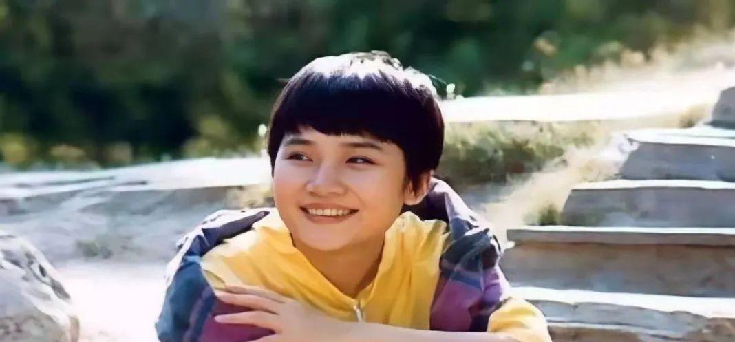 李娜出家跟韩红有关系吗,歌手李娜出家和韩红有关系吗