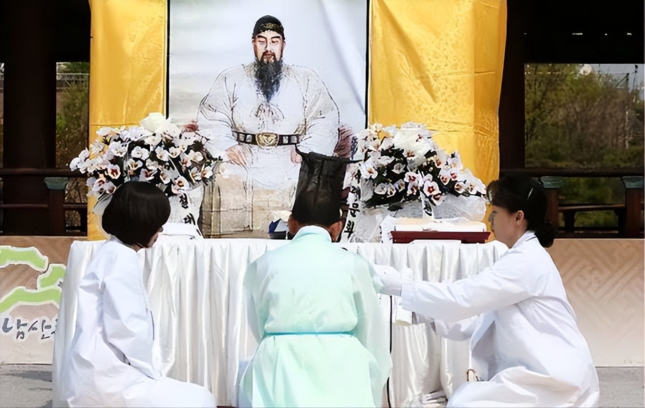 韩国人认为汉服是他们发明的,汉服是不是韩国人发明的