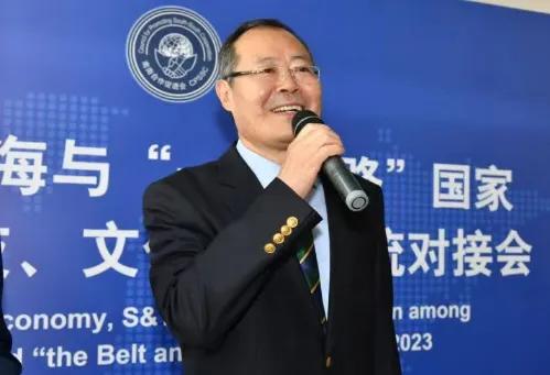 上海与“一带一路”国家经济、科技、文化合作交流对接大会召开