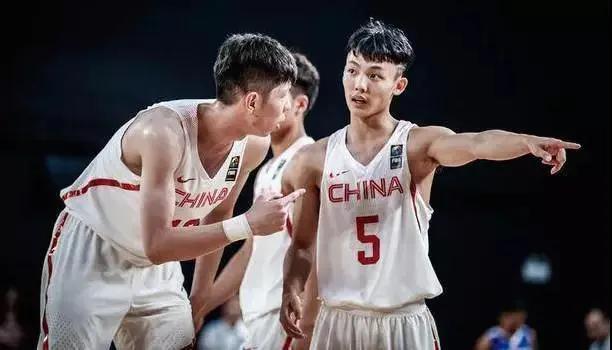 广东男篮徐杰巅峰状态,徐杰陈江华黄金一代