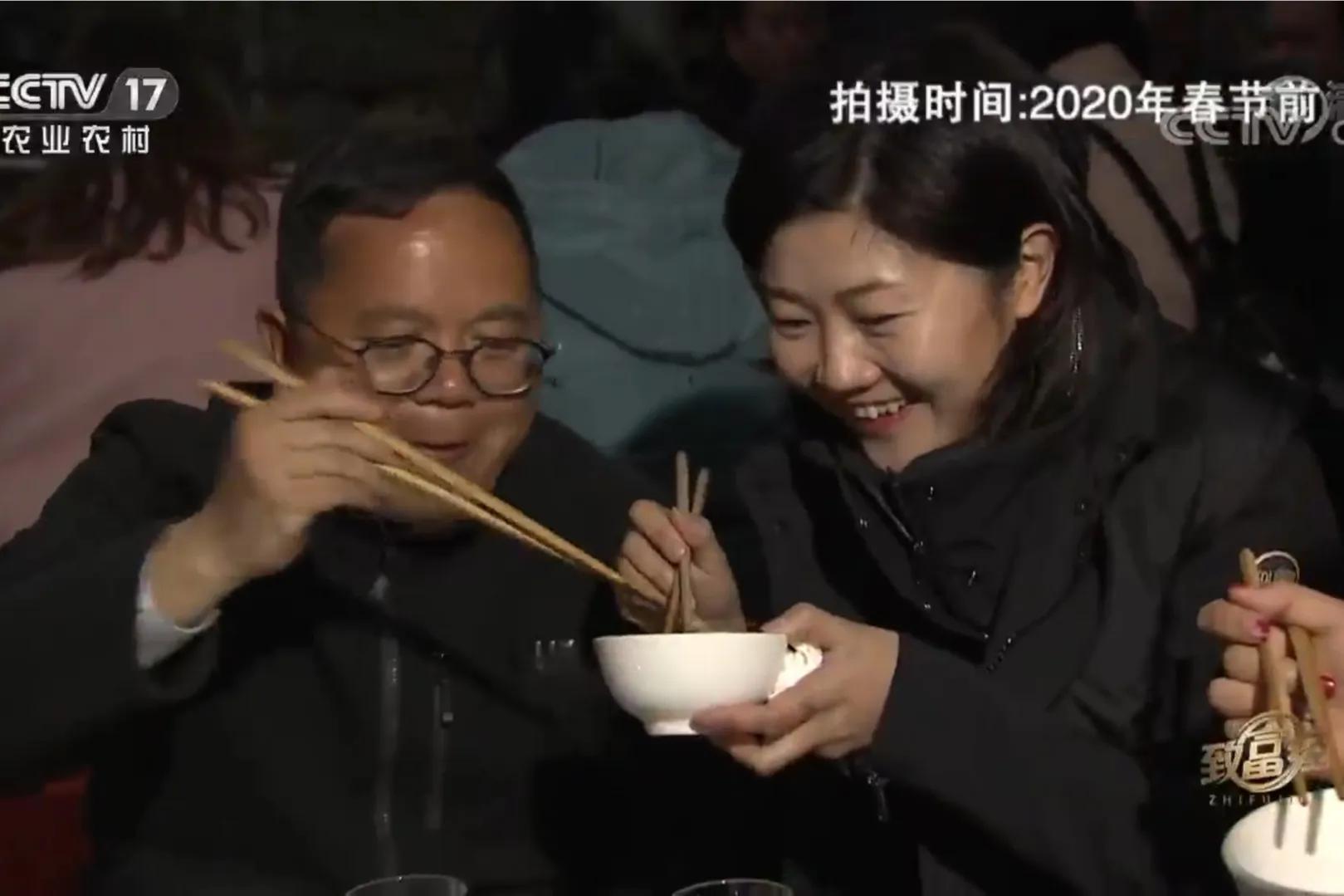 愚公移苍山荒山化作聚宝盆,荒山摇身一变成村民聚宝盆