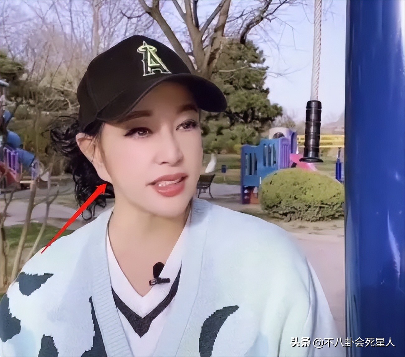 年过三十的女明星今昔对比图,今昔对比70后女星