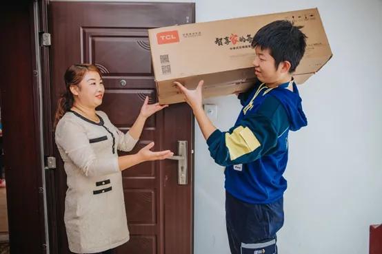 为各品类提供专业解决方案，双十二礼品大件就找德邦快递