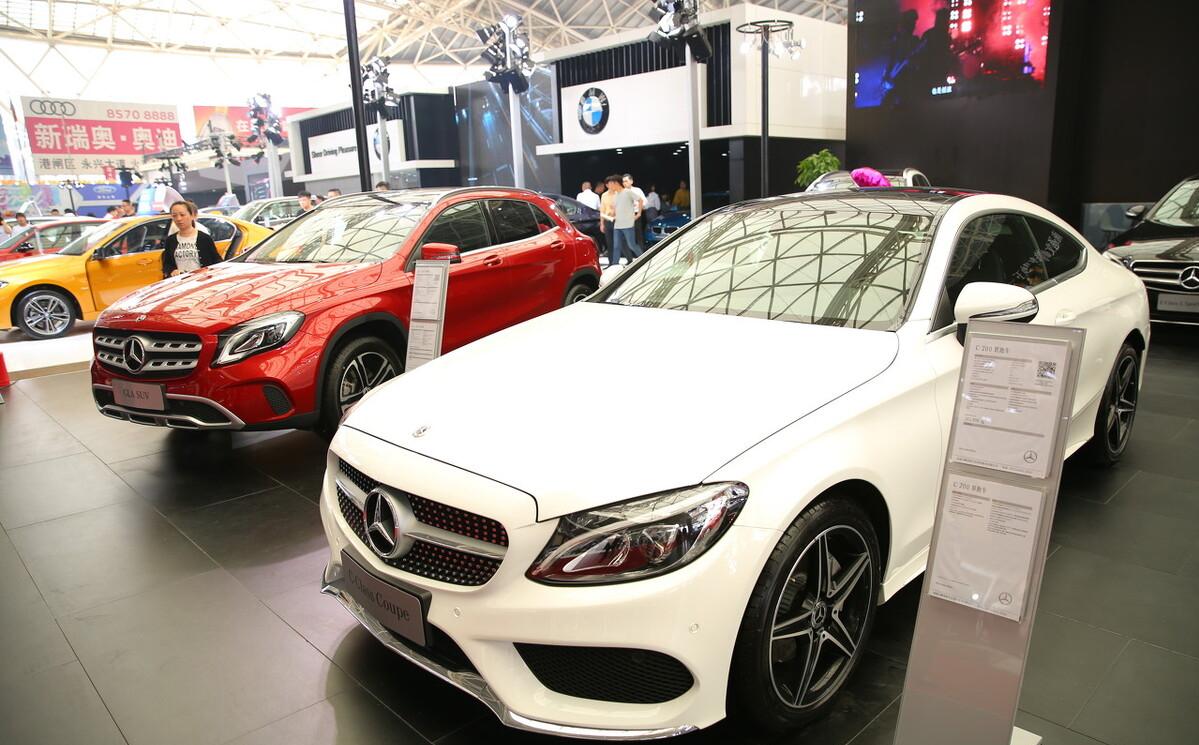 上牌费收1500合理吗,4s店买车上牌1500