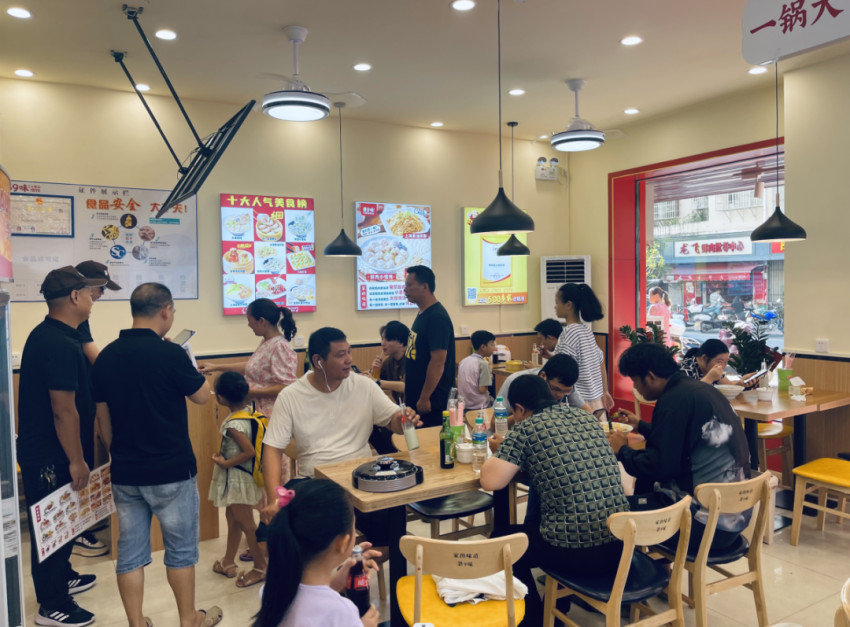 餐饮连锁品牌加盟需要什么条件,成都最火的餐饮加盟品牌