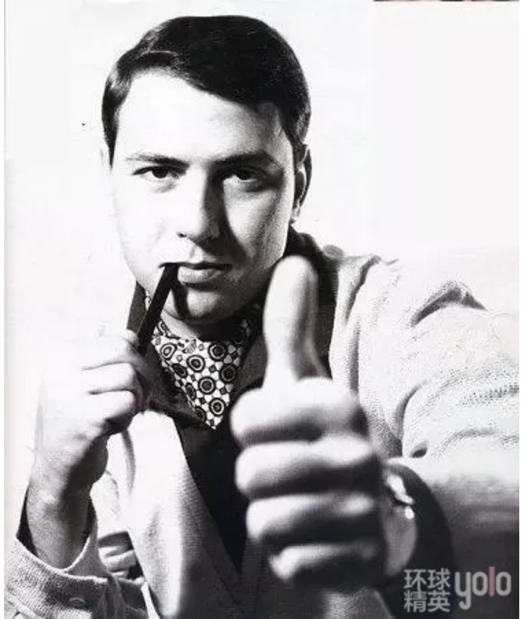 千面总理、商业巨鳄、丑闻缠身……贝卢斯科尼的传奇人生