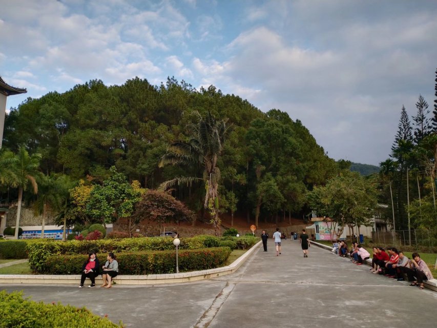 海南三亚旅游度假日志之五琼州大学