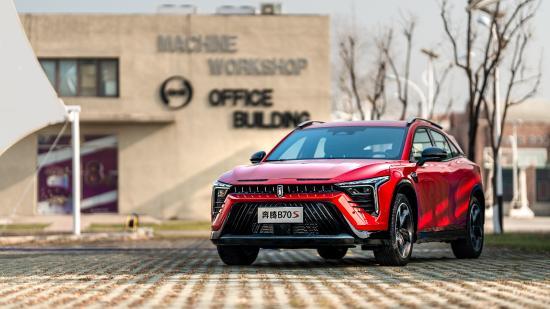 奔腾b70新款2022款1.5t乐享型落地价,一汽奔腾b70s新国潮轿跑suv