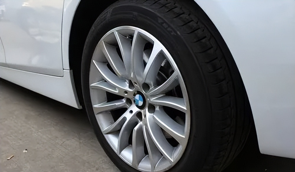 过年回家跑长途车子要检查哪些,春节期间开车回家检查哪些部件