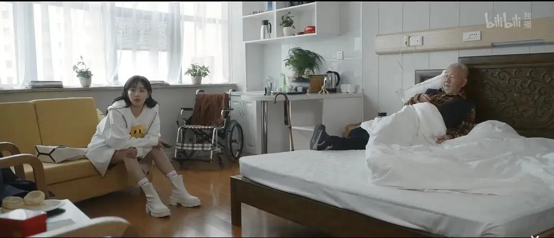 阚清子倪虹洁突如其来的假期,阚清子倪虹洁发布会