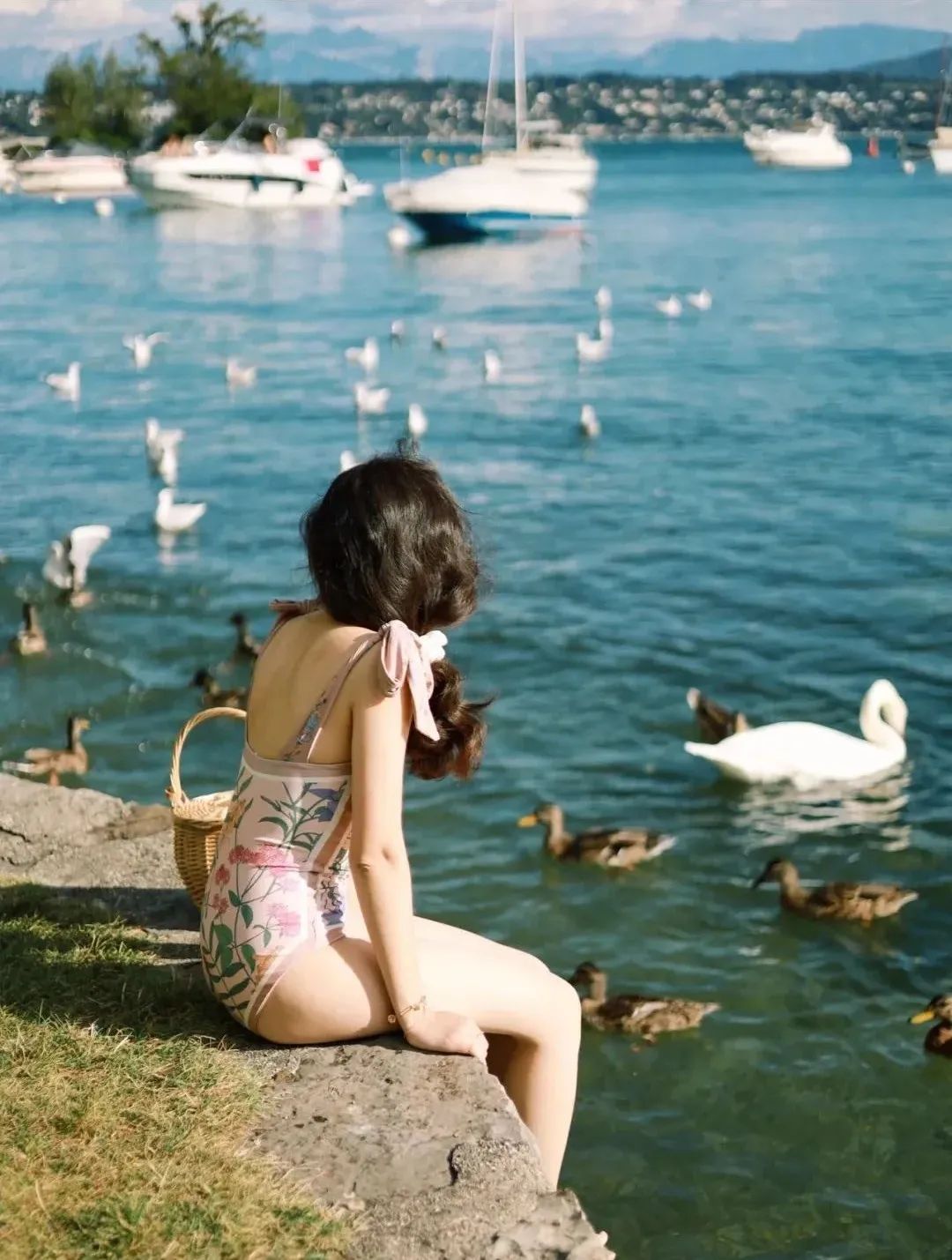 保守又好看的低价泳衣,小众ins泳衣中长款运动