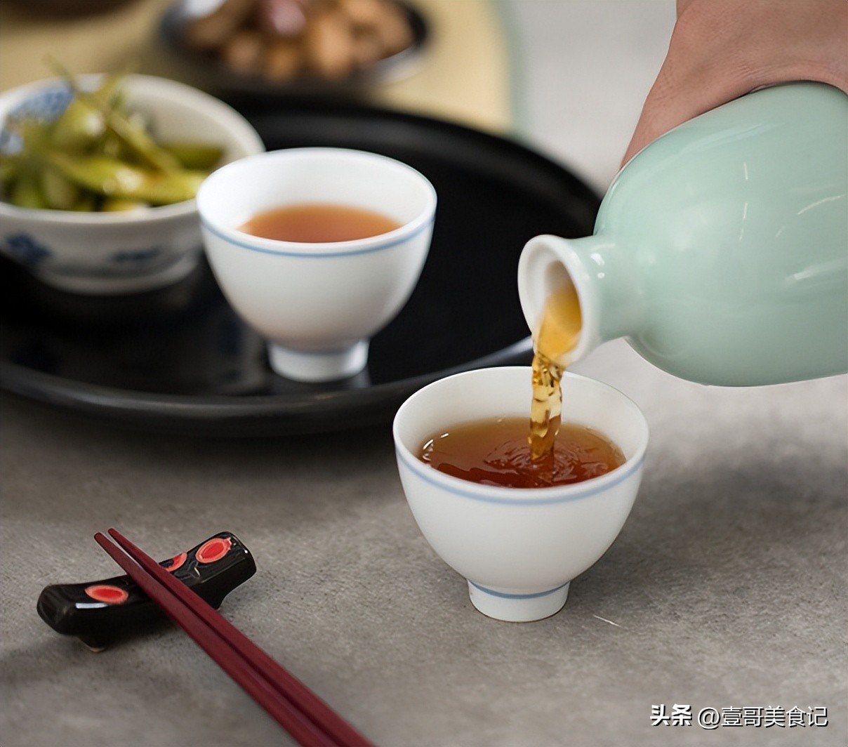 传承千年的黄酒为啥没人喝了,黄酒比白酒好喝为什么不发展黄酒