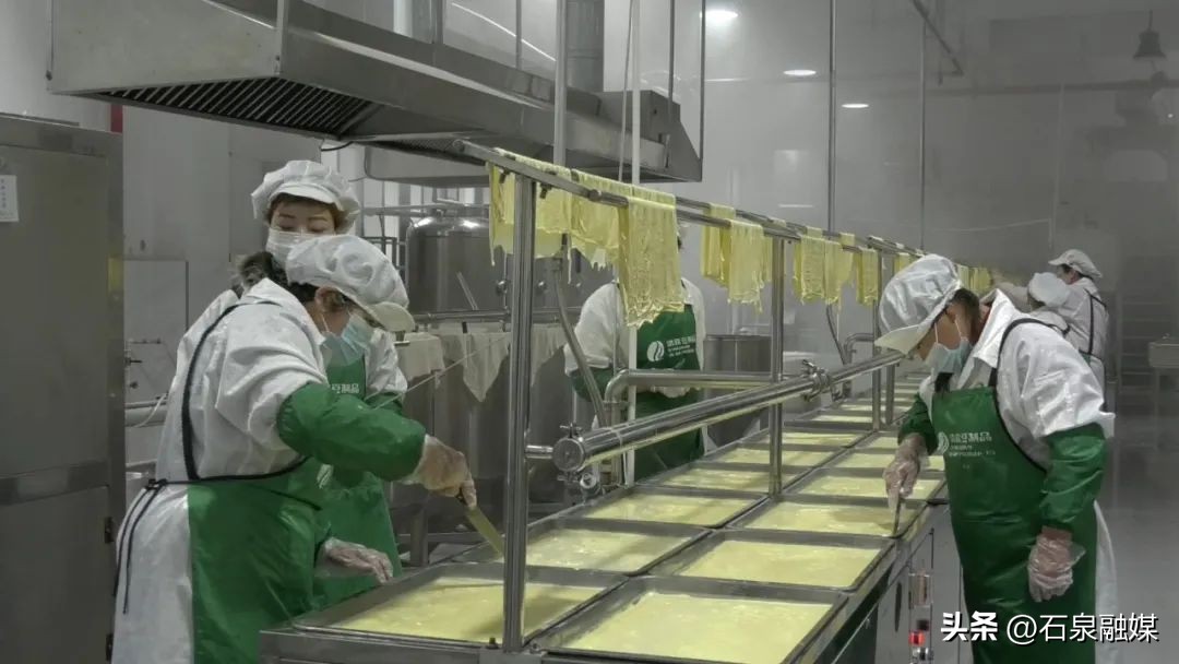 走基层看发展——石泉县饶峰镇丨陆红星：把小豆腐做成大买卖让家乡味道响当当