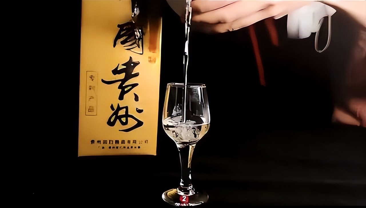 赖茅97庆香港回归特制酒真假,赖茅97庆香港回归特制酒真假鉴别