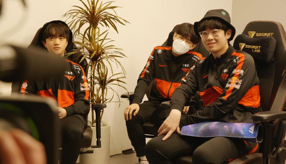 doinb为什么不去lck,doinb赢过lck队伍吗