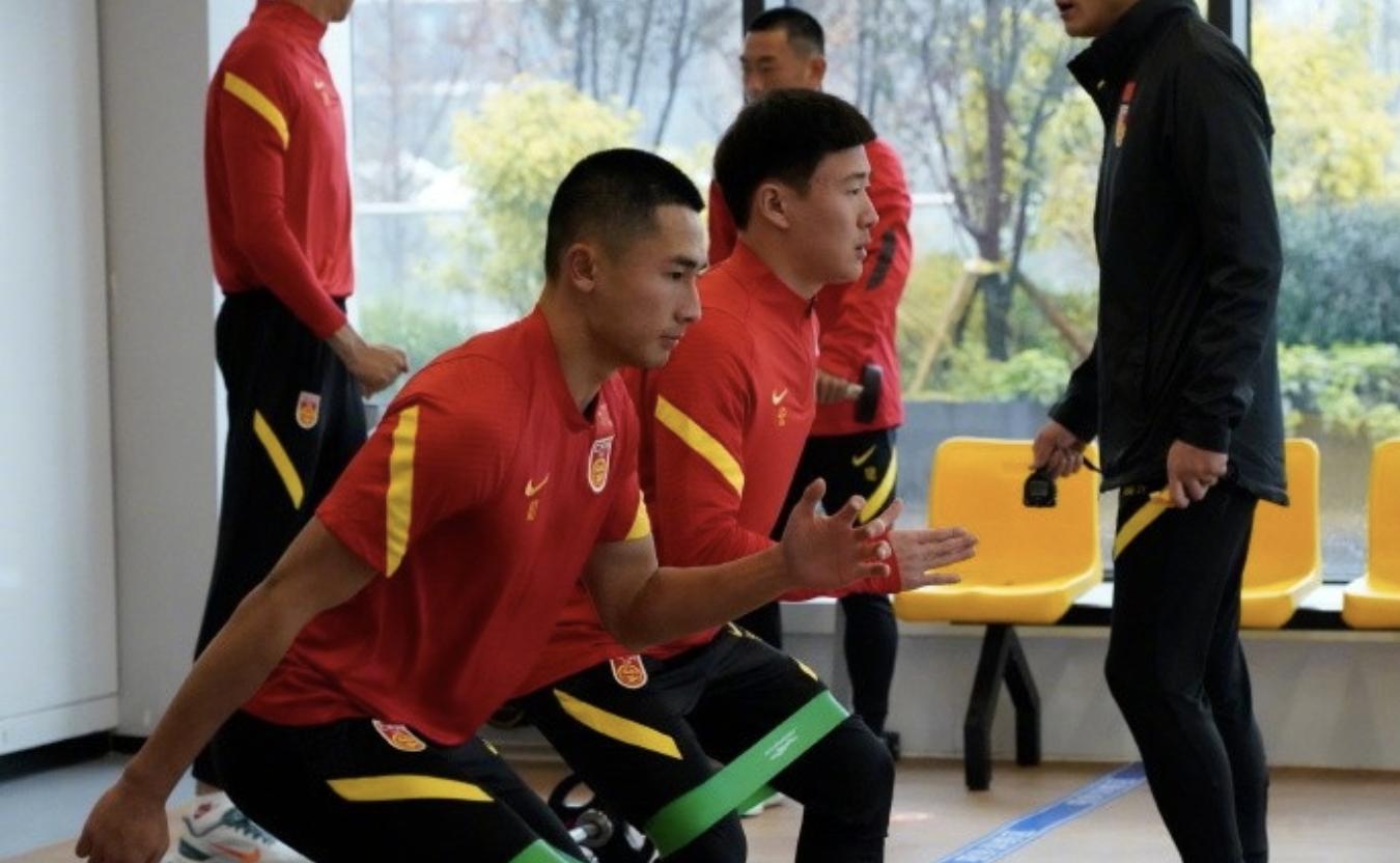 邵佳一担任u20国足领队,邵佳一带队