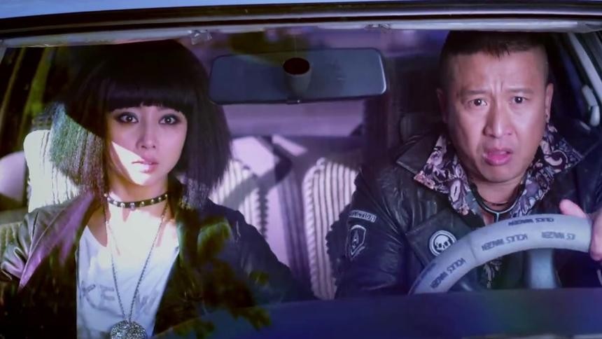 殷桃年过40依然美成一枝花,为什么殷桃被称为冻龄身材