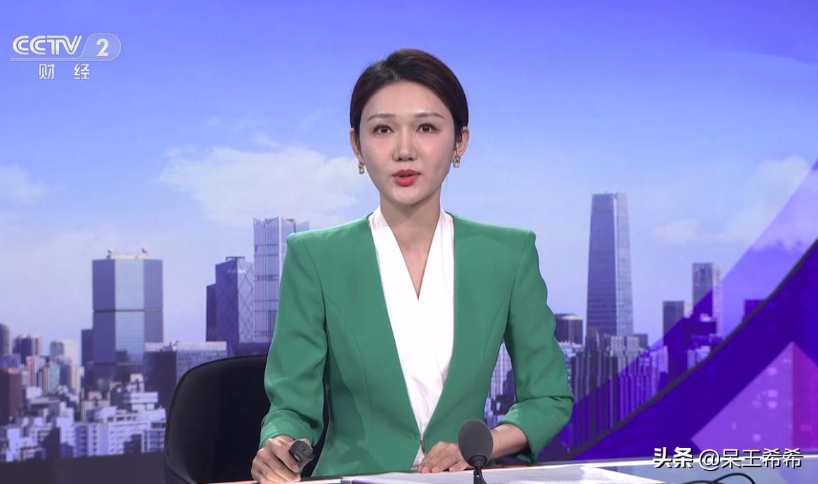 央视《正点财经》主持阵容大换血，3位全新面孔参与录制
