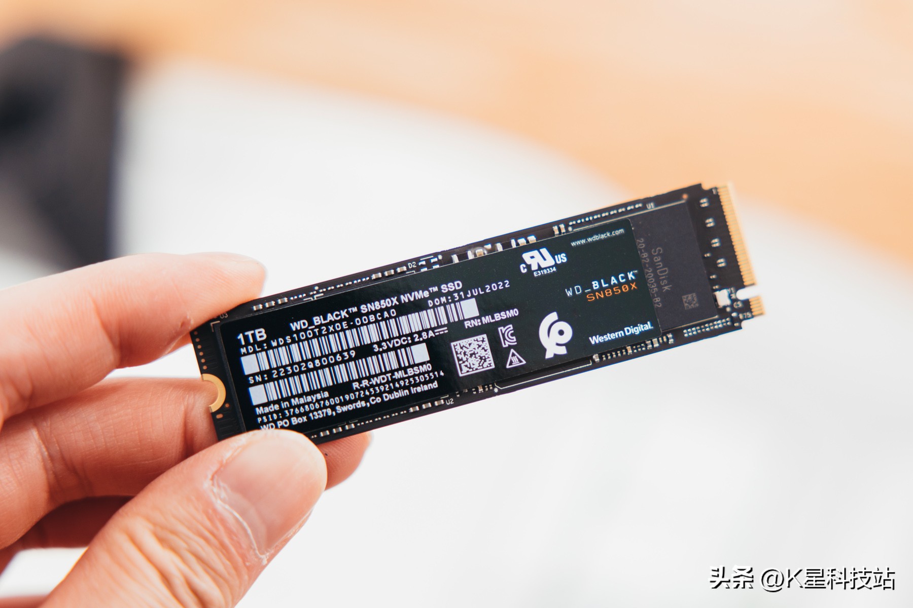 鍗庣x670e涓绘澘涓婁粈涔坈pu,鍗庣strixz690-e瑁呮満瑙嗛